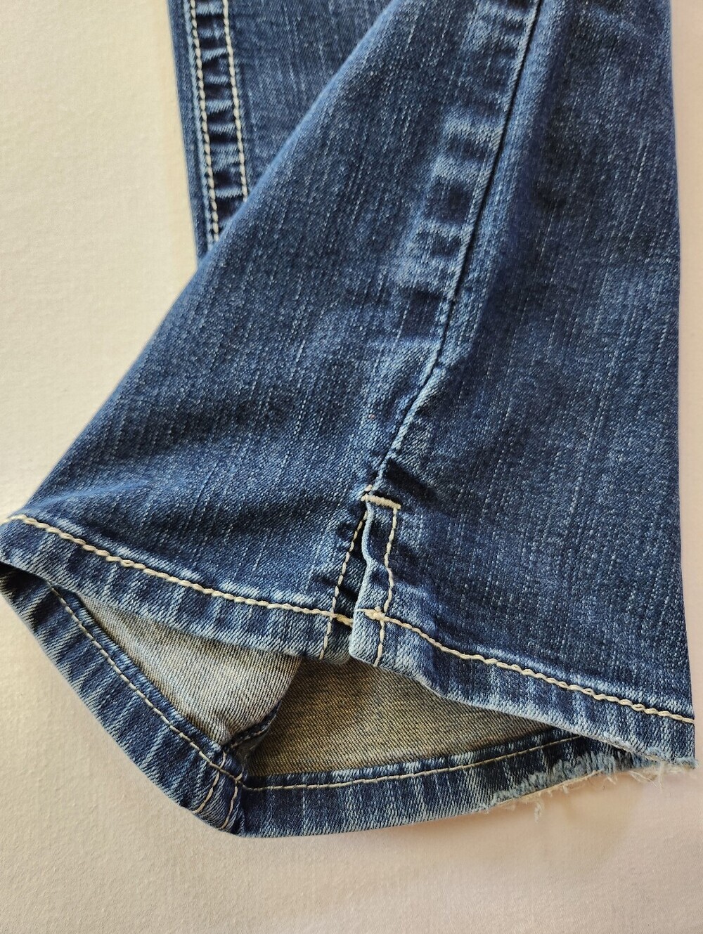 Ariat Eclipse Riding Work Mid Rise Bootcut Ranch Jean 33R Hem Slits - Picture 12 of 15